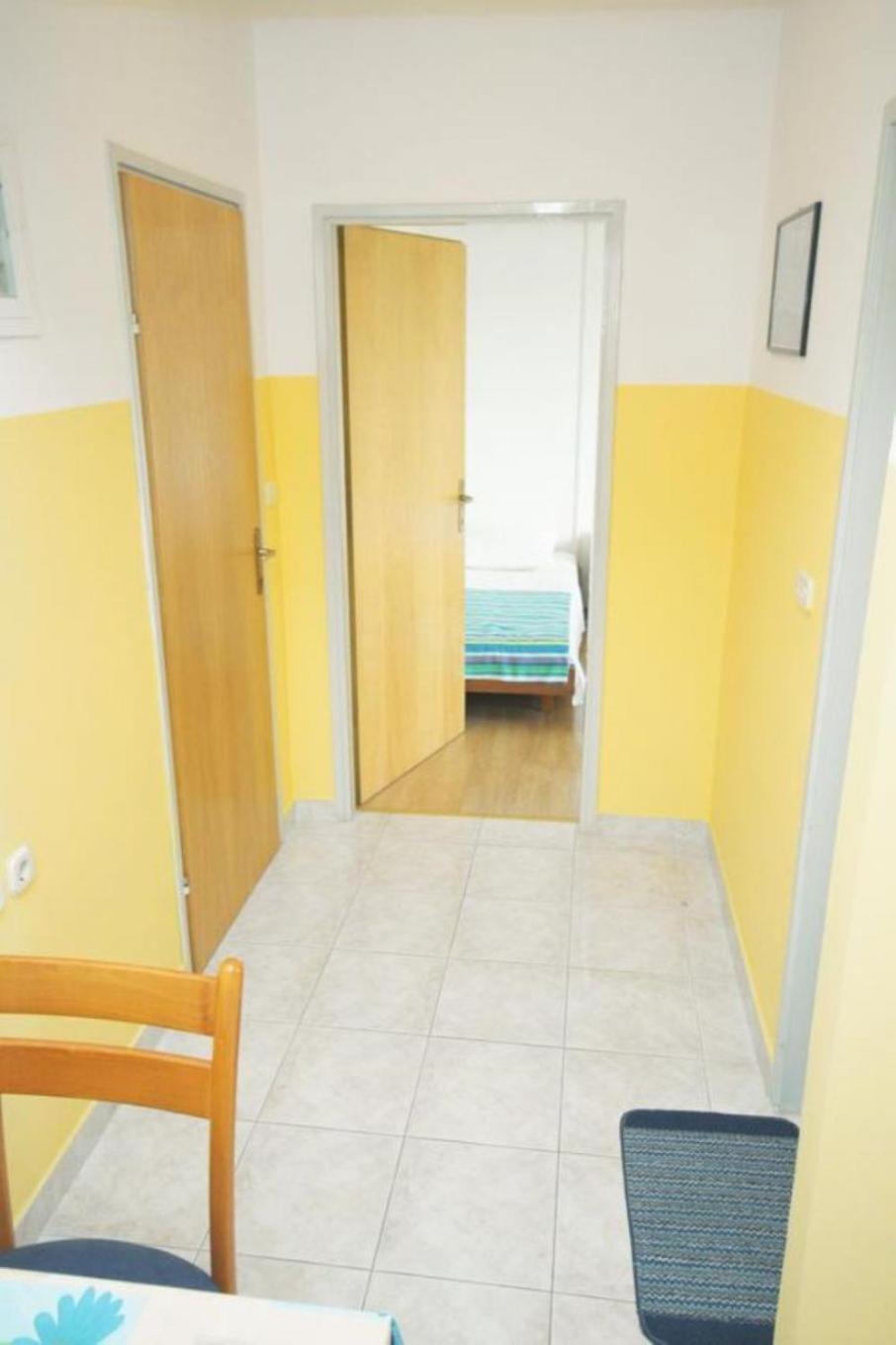 Apartments Slavica - Free Parking Jezera Bagian luar foto